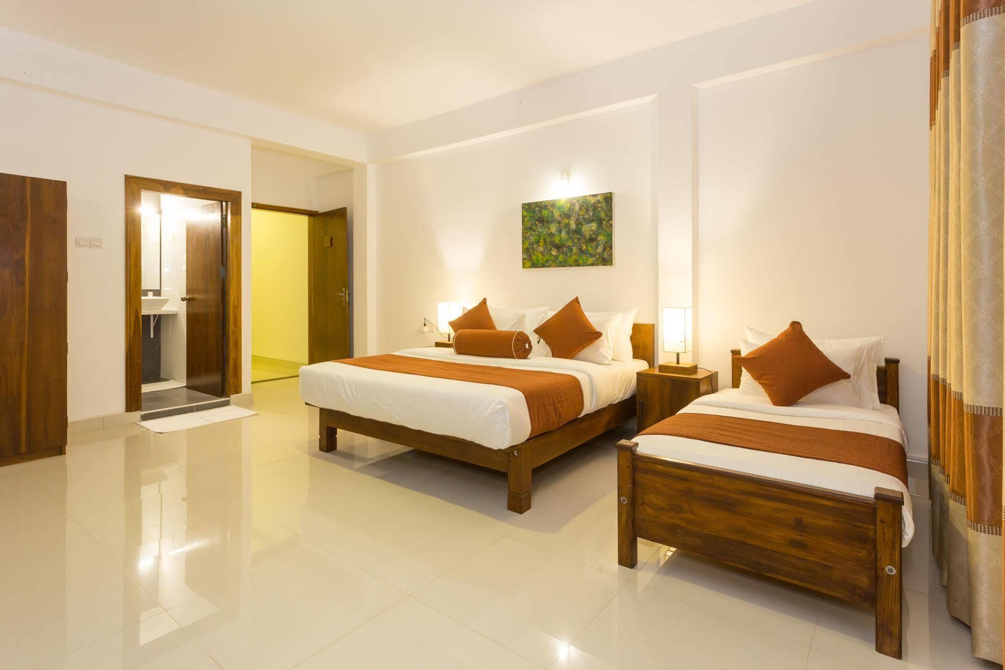 Grand Camellia Hotel Nuwara Eliya Exterior foto